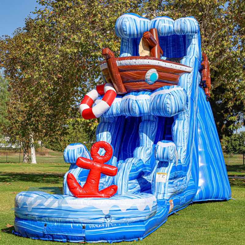  Th&egrave;me de bateau pirate gonflable, grandes glissades d'eau, piscine d&eacute;tachable