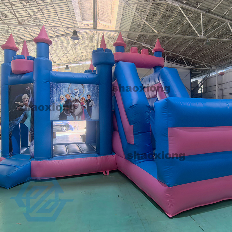 Casa inflable comercial de rebote con tema congelado con tobog&aacute;n