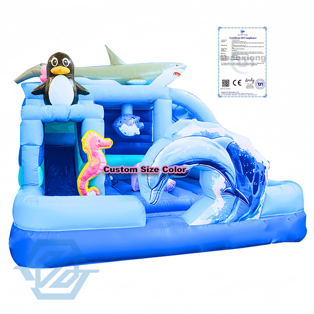 Diapositivas inflables al aire libre de la casa de la despedida del tema del oc&eacute;ano