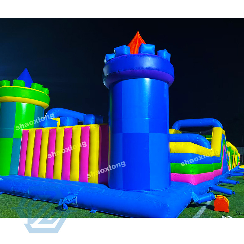  Parco giochi gonfiabile con scivolo da arrampicata in vendita
