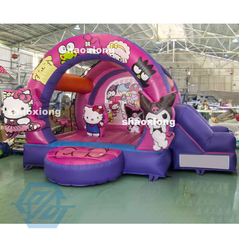 Nadmuchiwany domek do skakania HelloKitty ze zjeżdżalnią